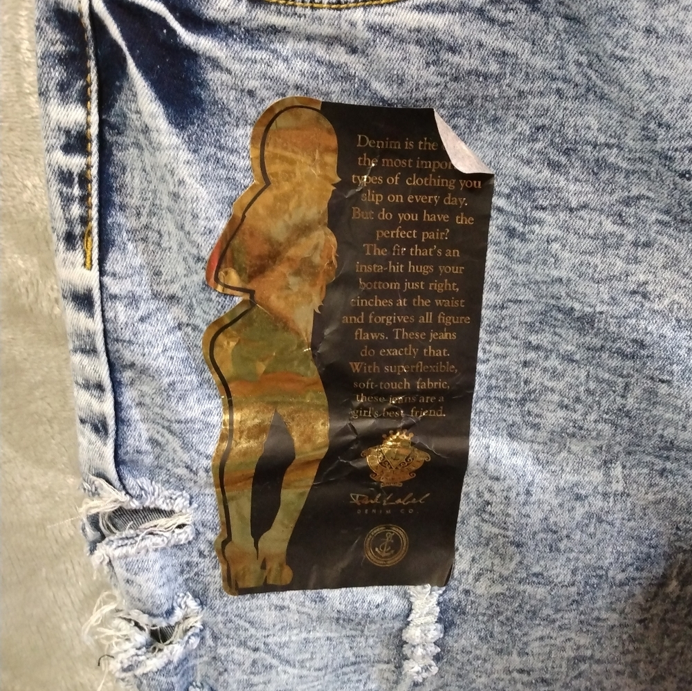 Pink Label - Picture 5 of 6